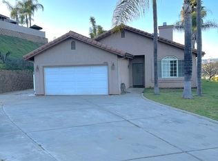 11856 Gay Rio Ln, Lakeside, CA 92040