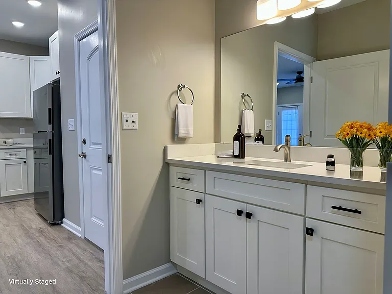 Pinnacle Ridge Apartments — Photo 26