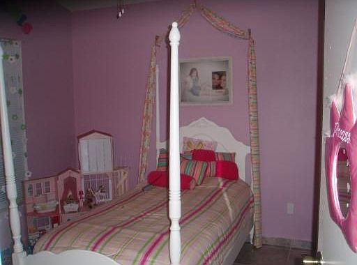 3rd image of 189 Dahlia Village Cir