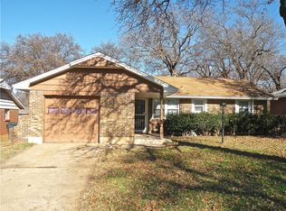 1321 Parkwoods Ter, Midwest City, OK 73110