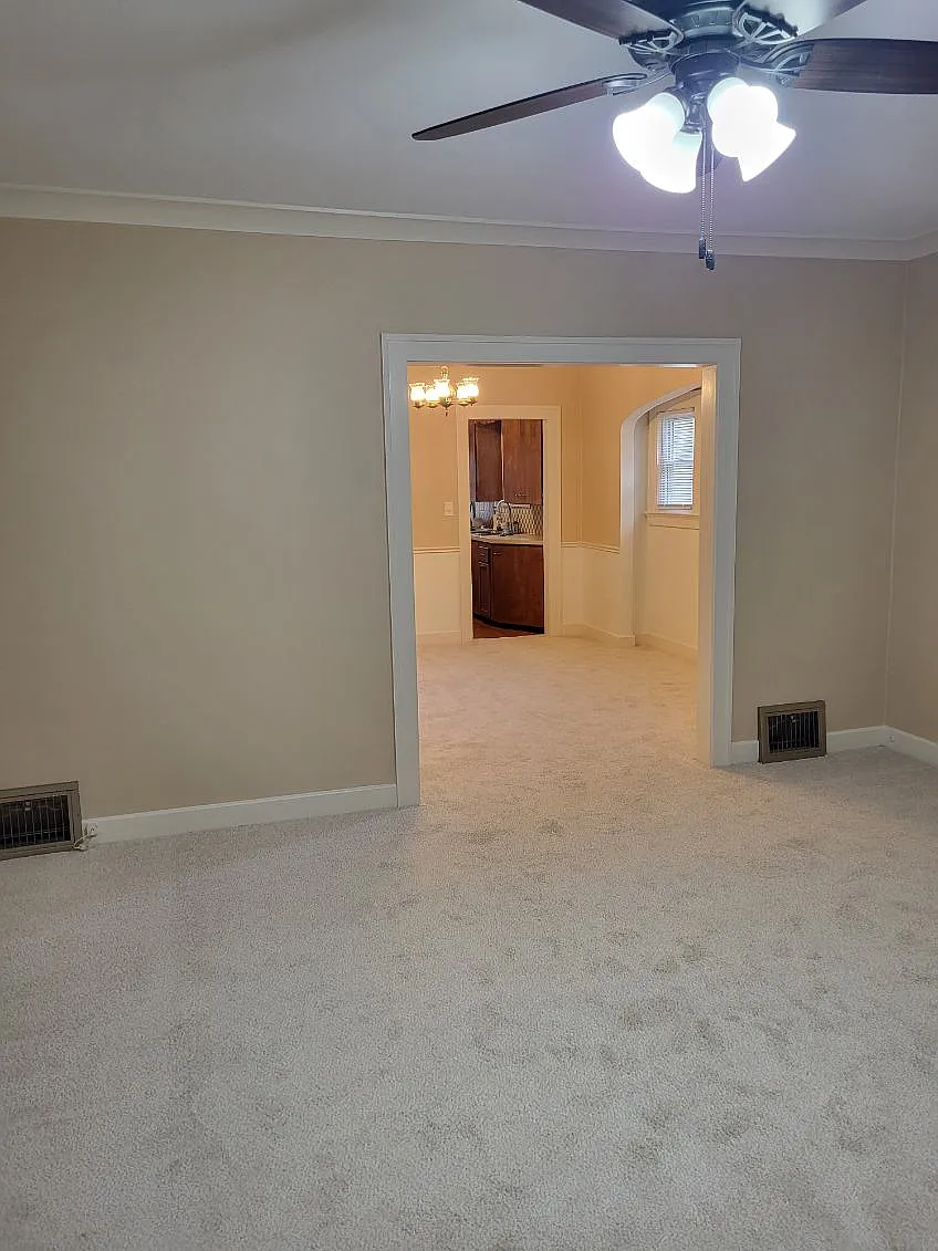 2 bed, 1500 sqft, $980 — Photo 3