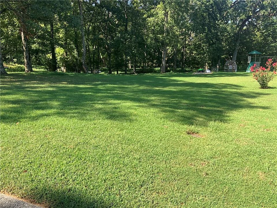 1st image of 13813 Canterbury Dr #9