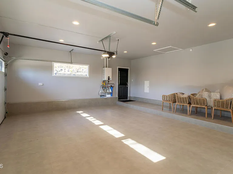 481 Starlight Crest Dr — Photo 34