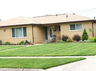 27635 Sylvan Ave, Warren, MI 48093