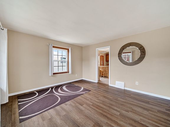 4th image of 3413 Washington Ave