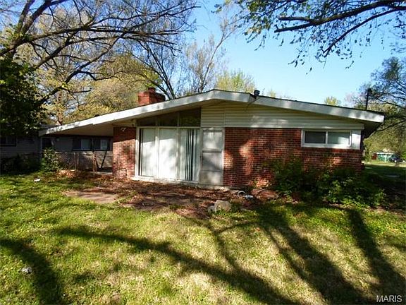 4th image of 8406 Bayberry Dr