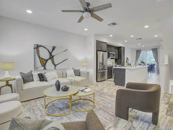 1423 Prescott St, Oakland, CA 94607