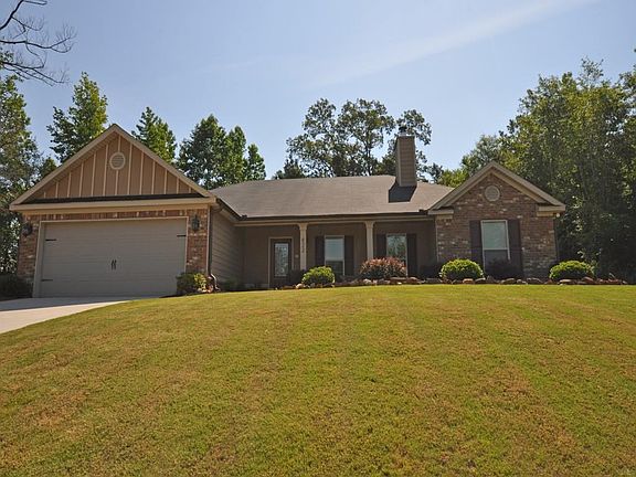 2nd image of 822 Rouse Cir