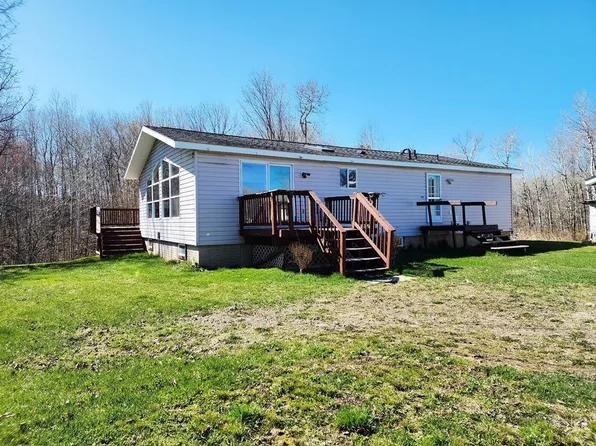 112 Parkwood Dr, Carlton, MN 55797