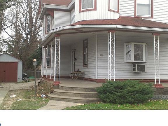 3rd image of 440 E Cheltenham Ave