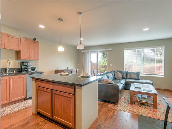 5th image of 4150 82nd Ave NE