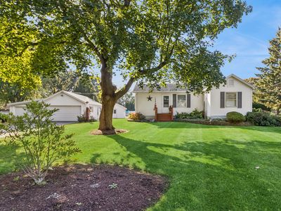 10N980 Hawthorne St, Elgin, IL, 60123