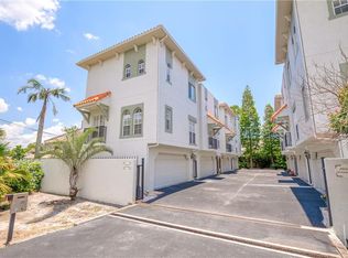 3014 W Grovewood Ct APT A, Tampa, FL 33629