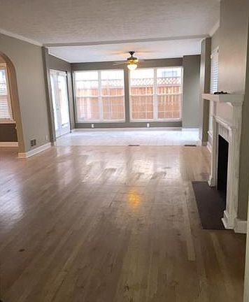 3rd image of 400 E 73rd St