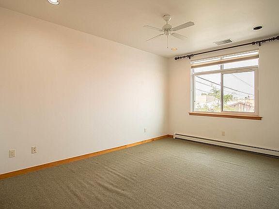 5th image of 2300 Regent St #A