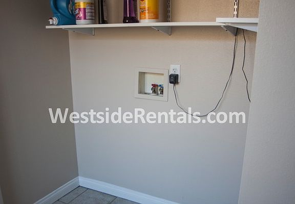 3rd image of 4576 W 141st St