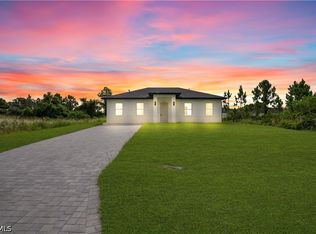 707 Randall Ave, Lehigh Acres, FL 33974