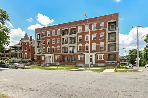 502 Gladstone Blvd #8 Photo 1