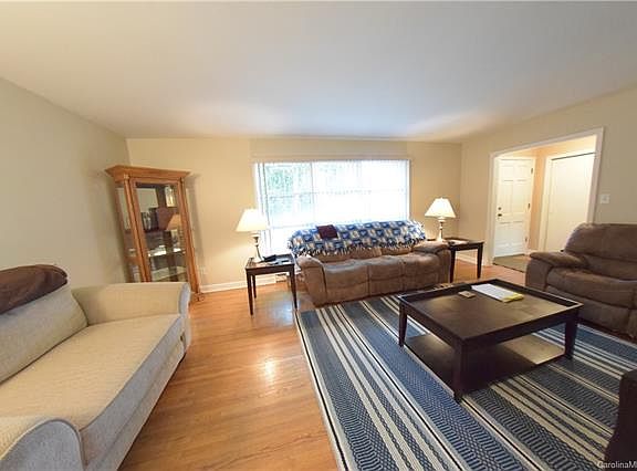 2nd image of 7114 Preston Ct
