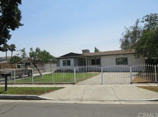 571 E James St, Rialto, CA 92376