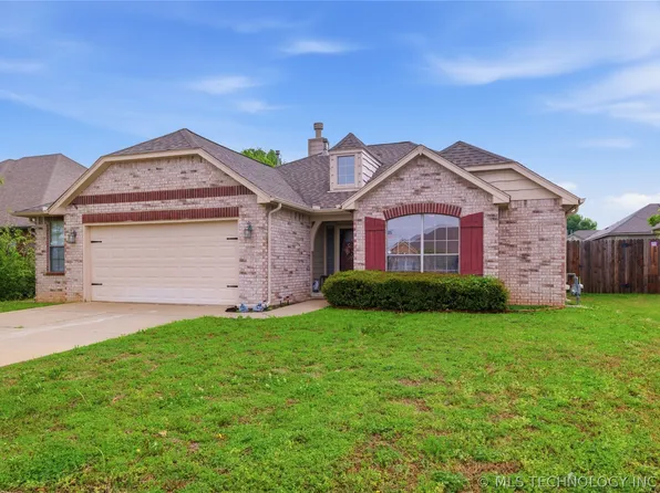 5209 S Bahama Ave, Sand Springs, OK 74063