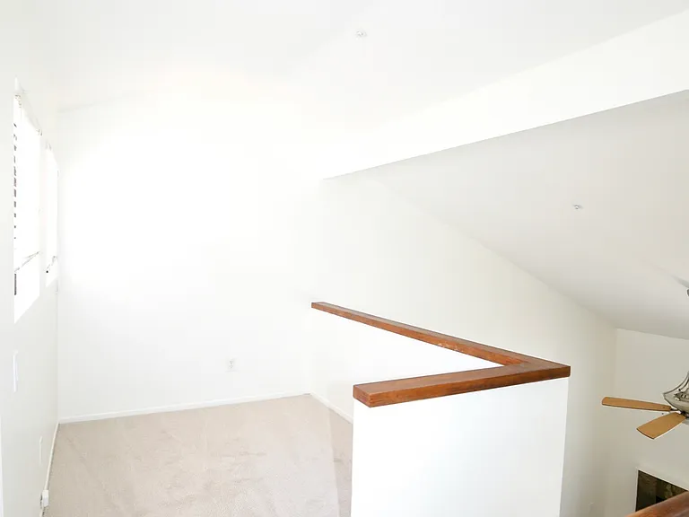 543 Victoria St #O — Photo 16