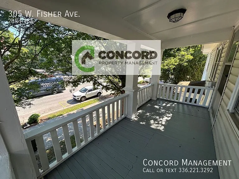 305 W Fisher Ave — Photo 2