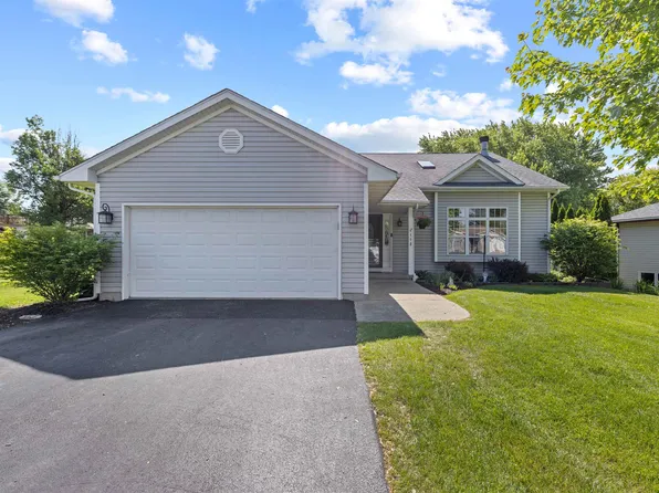 110 Benedict Dr SW, Poplar Grove, IL 61065