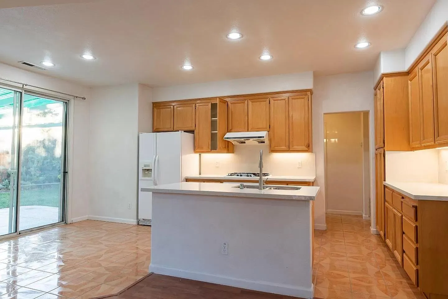 3815 Twin Falls Ct — Photo 4
