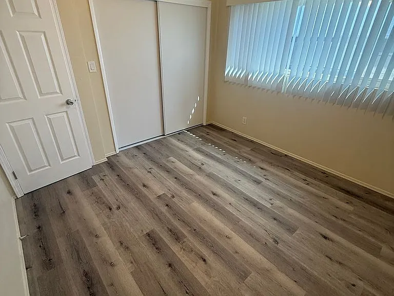 2145-51 San Clemente St #4053-59 — Photo 6