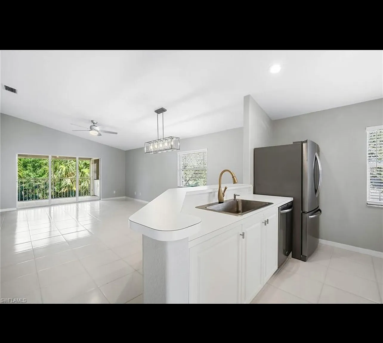3 bed, 1424 sqft, $3,050 — Photo 1
