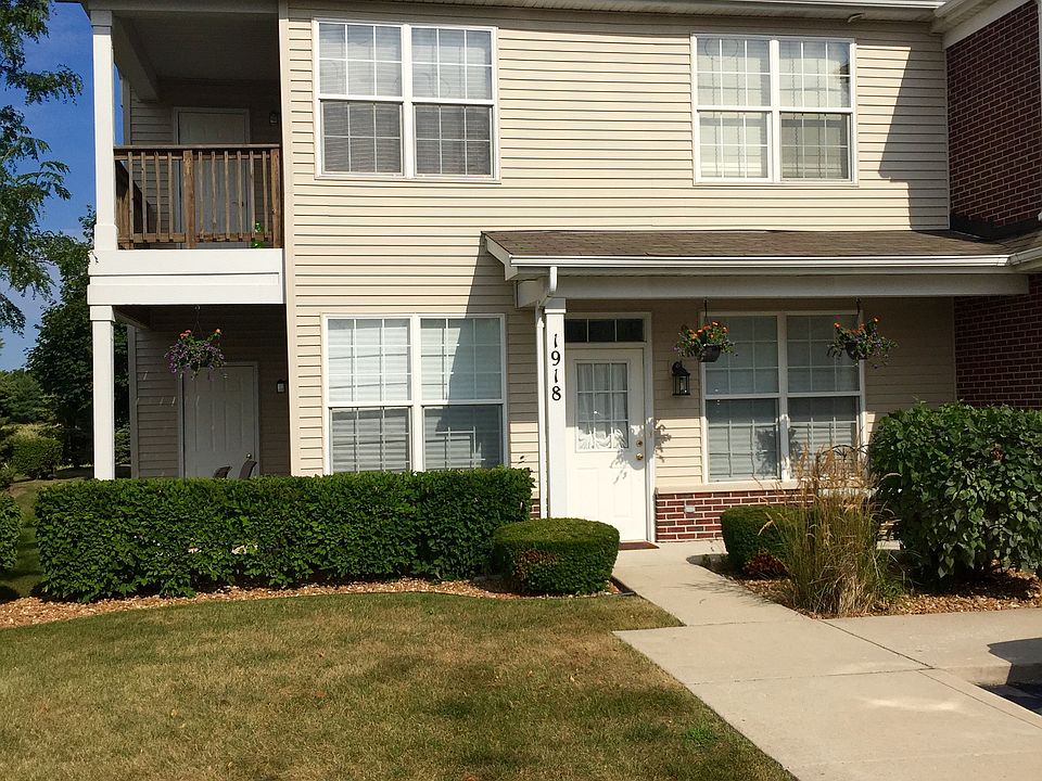 1st image of 1918 Parkside Dr #10E