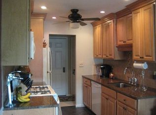 2 Avon Count F, Chatham, NJ 07928