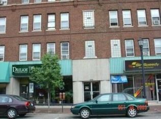 1009 Davis St APT 39, Evanston, IL 60201