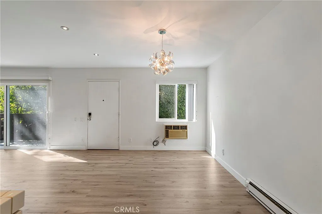 2 bed, 1107 sqft, $2,950 — Photo 4