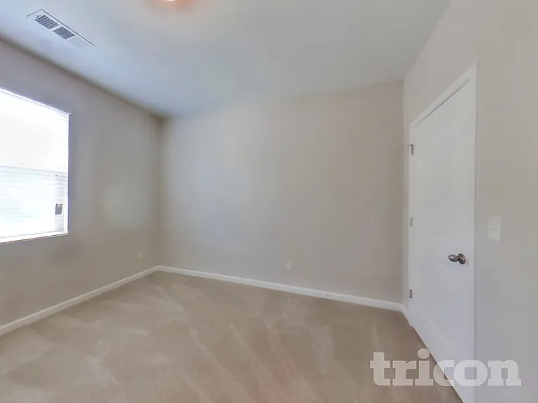 474 Lake Ridge Ln — Photo 11