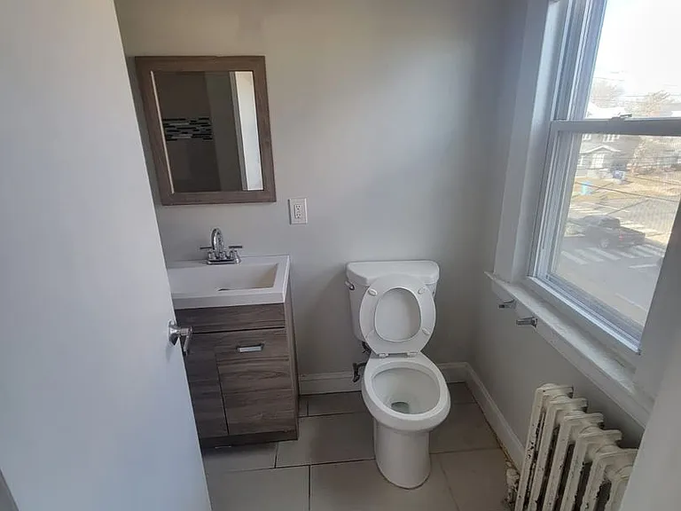 308 Main St — Photo 7