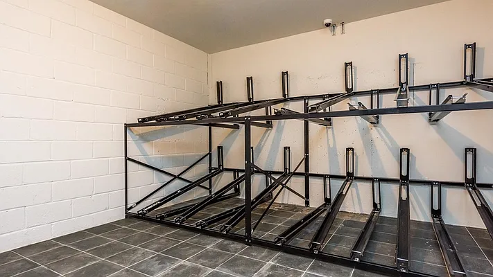 Rented by Nooklyn NYC LLC | media 79