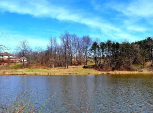 88 Liberty Lakes Dr, Valparaiso, IN 46385