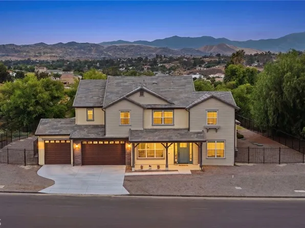 16519 Ginger Creek Dr, Riverside, CA 92504