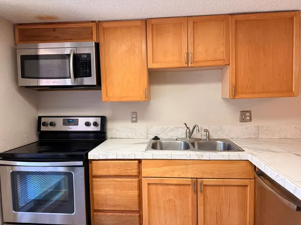 407 Sheoah Blvd APT 13, Winter Springs, FL 32708
