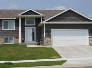 4825 55th Ave NW, Rochester, MN 55901