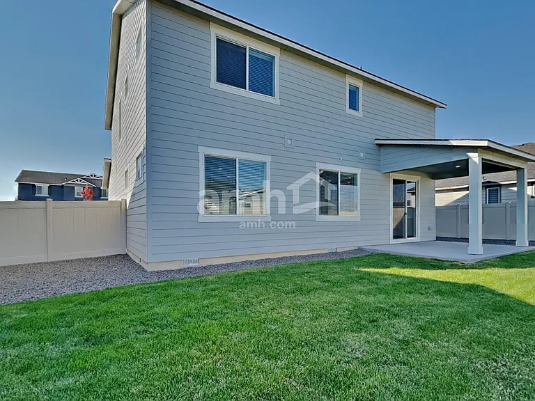 3087 N Vigo Ave — Photo 21
