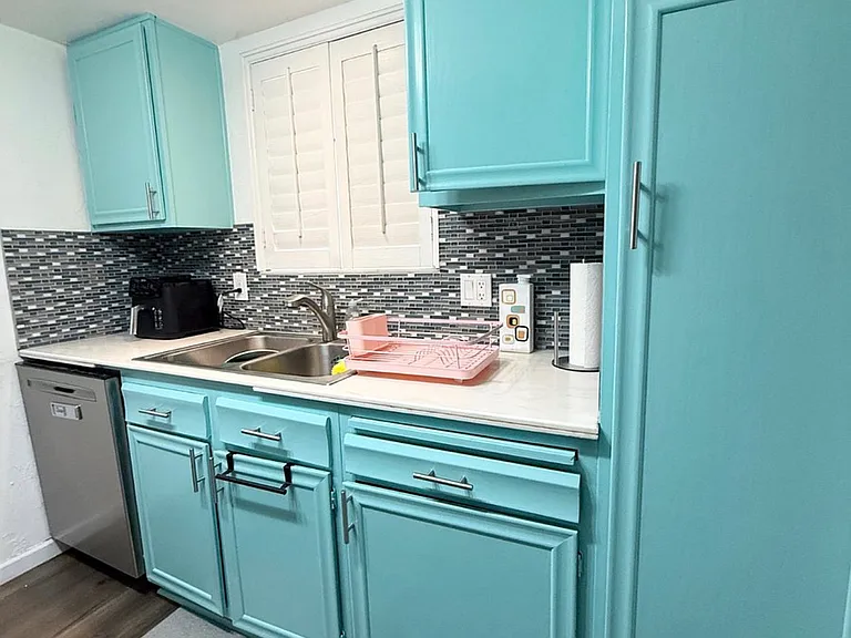 1050 E Ramon Rd #128 — Photo 4