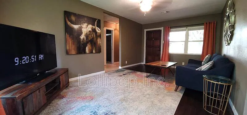 2 bed, 1.0 bath, 1000 sqft, $1,400 — Photo 4