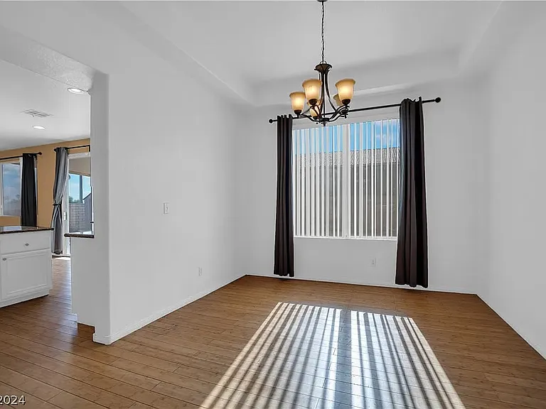 358 Velino Ave — Photo 20