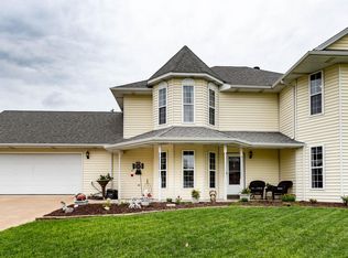 232 Hunters Run Rd, Jefferson City, MO 65109