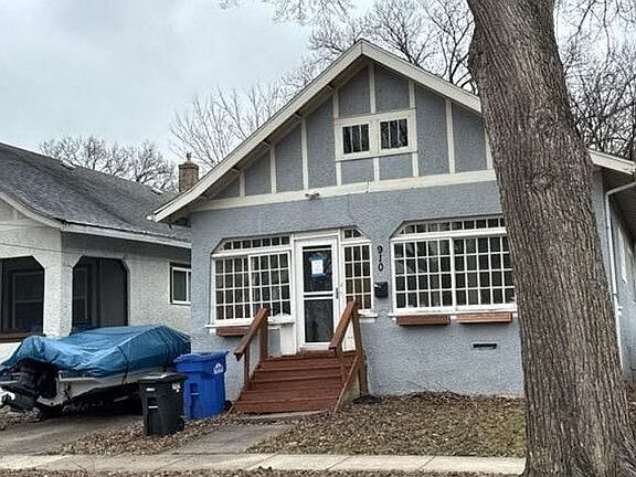 2nd image of 910 11th St S