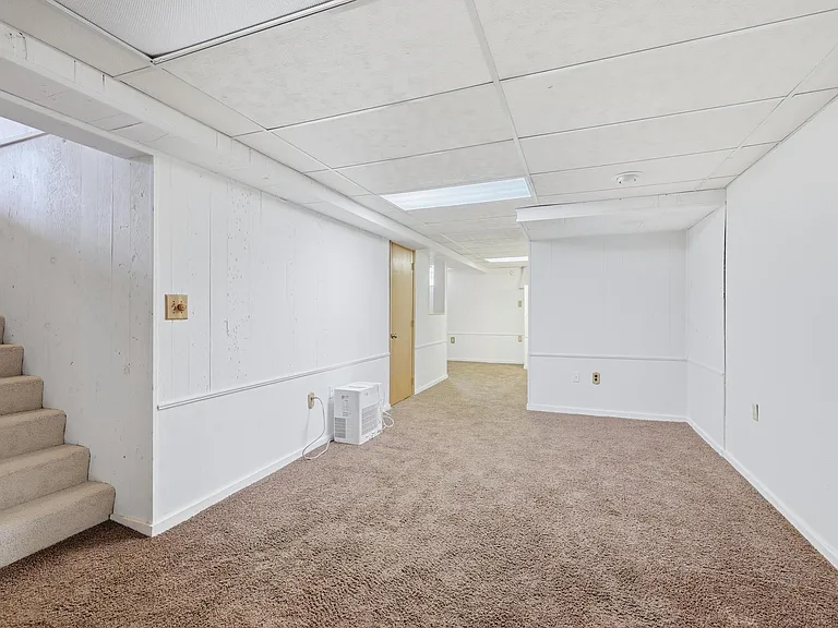 6208 Hillside Rd — Photo 22
