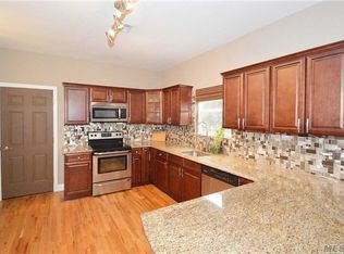 103 Blydenburgh Rd, Centereach, NY 11720